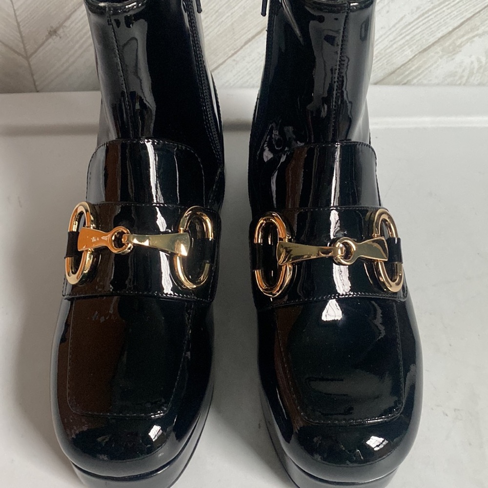 NEW Jeffrey Campbell Prepster horsebit patent ankle boots 6 - Picture 4 of 10